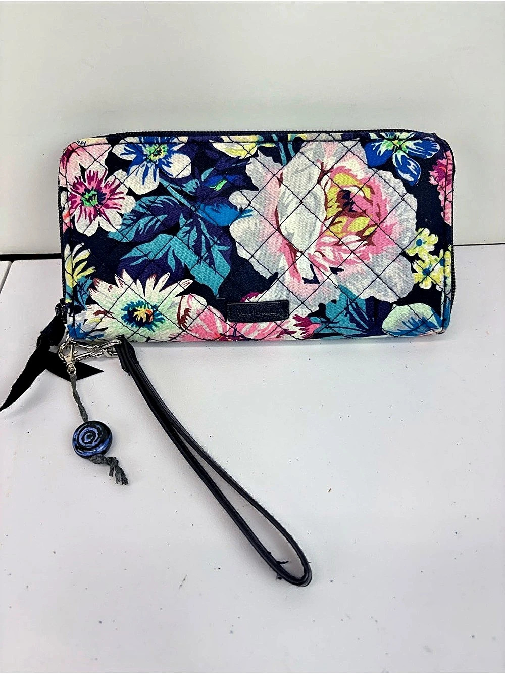 Vera Bradley Zip Around Wallet / Wristlet Floral Bag Blue & Pink